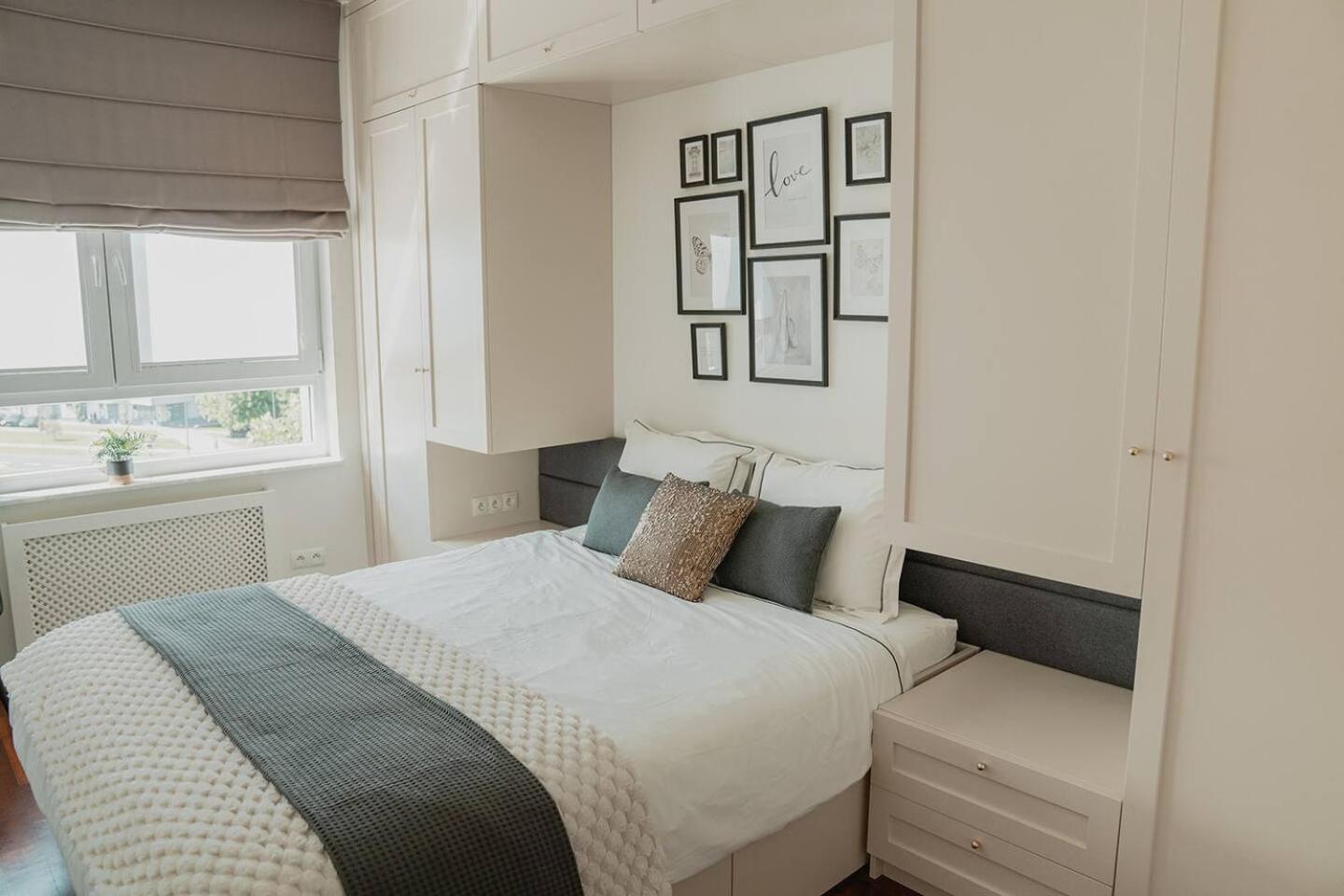 Modern With Parking Near Metro Kabaty By Renters